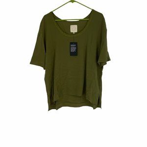 Chaser Olive Green Silk Short Sleeve Top w/Ribbed Collar Size SM - A88